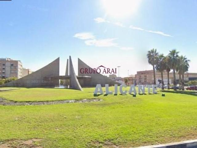 Plaza de parking en venta Alicante