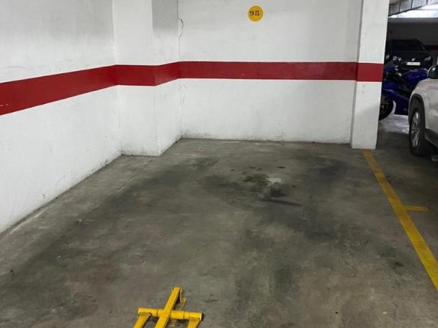 Plaza de parking en venta Cartagena