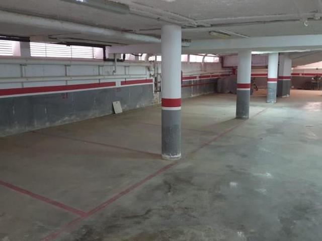 Plaza de parking en venta Deltebre
