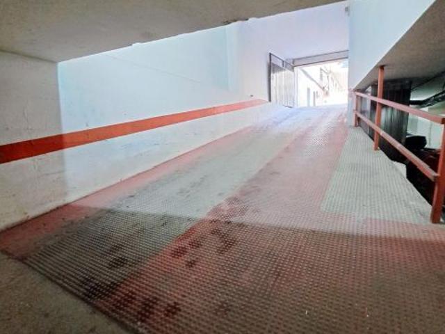 Plaza de parking en venta en Alzira Plaça Germaníes!