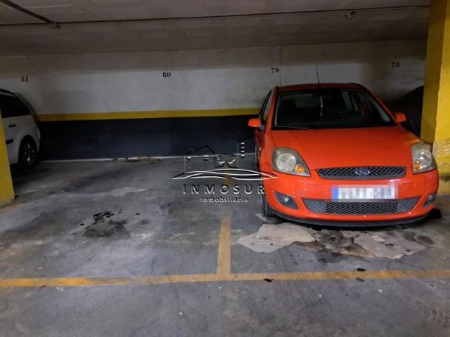 Plaza de parking en venta Lucena