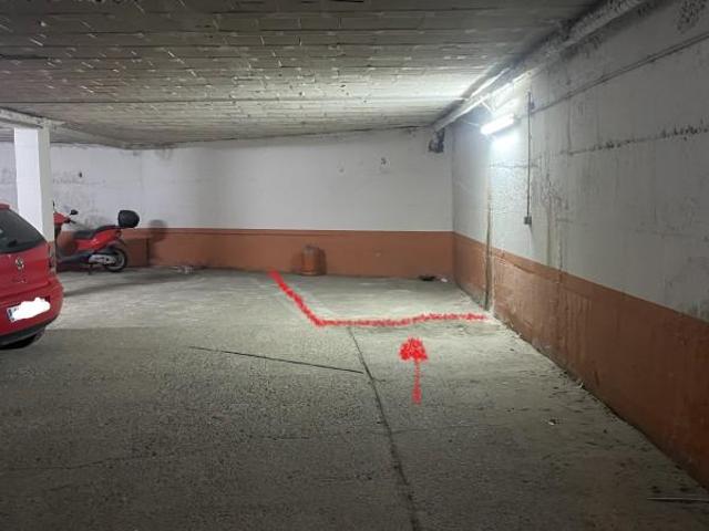 Plaza de parking en venta León