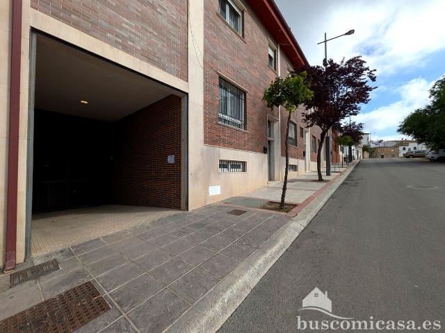 Plaza de parking en venta Linares