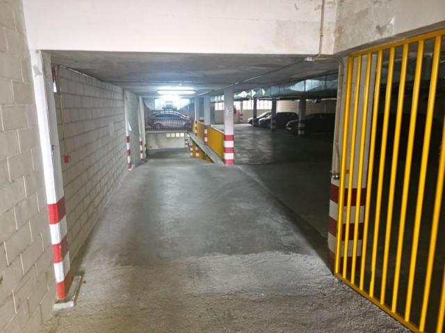Plaza de parking en venta Santiago de Compostela