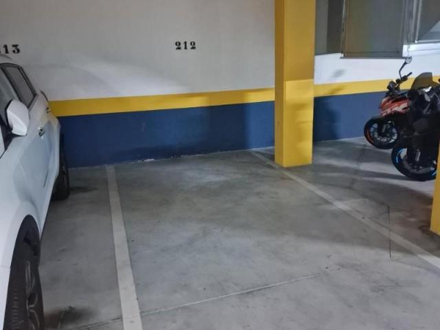 Plaza de parking en venta Sarriguren