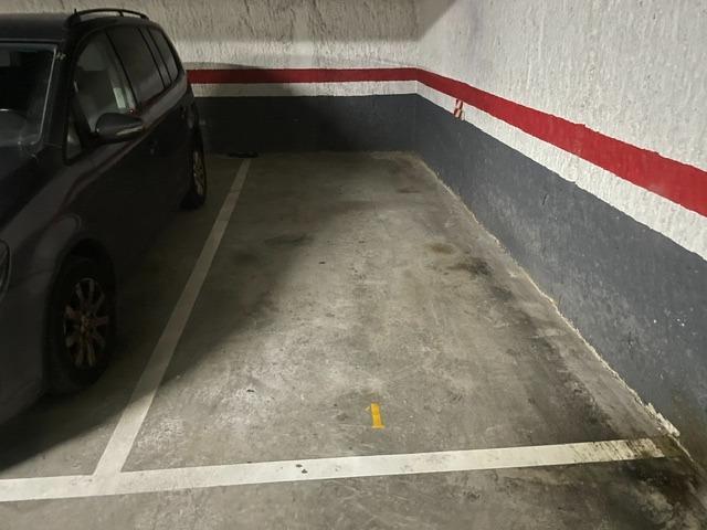 PLAZA DE PARKING GRANDE EN OFERTA