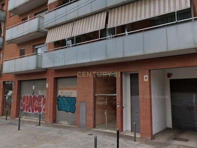 Plaza de parking para moto procedente de fondo de inversión en Montcada i Reixac