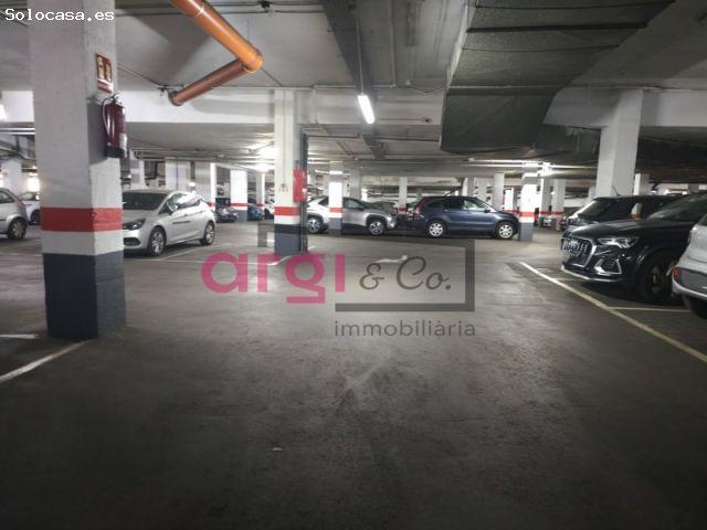 PLAZA DE PARQUING EN VENTA