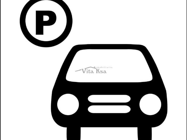 PLAZA DOBLE CERRADA EN CALLE SAINZA