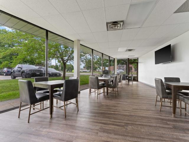 Plaza East Apartments 3 Bedroom Apartment for Rent at 11873 Tecumseh Rd E, Tecumseh, ON N8N 3K1