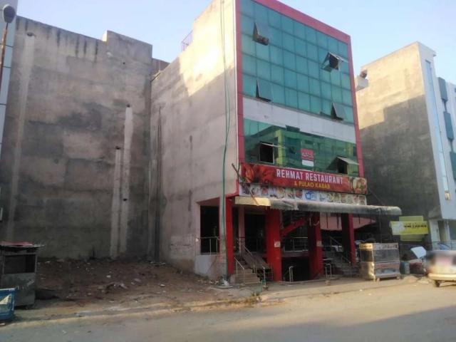 Plaza for sale with good rental value 200 meter away from pwd road islamabad pwd housing scheme id 66605