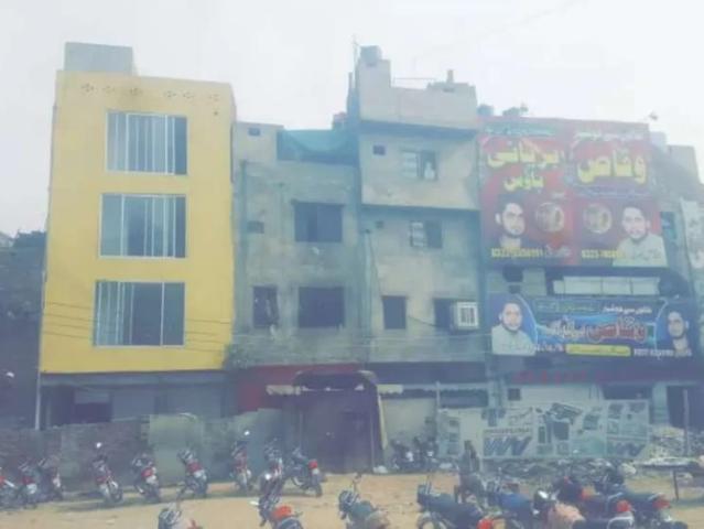 Plaza for sale Hard road waqas biryani k sath wala Lahore Hall Road ID 19932