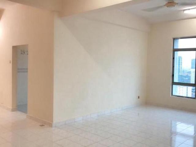 Plaza gm 1270 sqft for sale