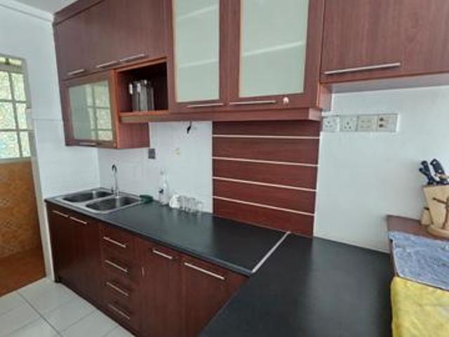 Plaza Ivory University Place Condo Walking distance to USM