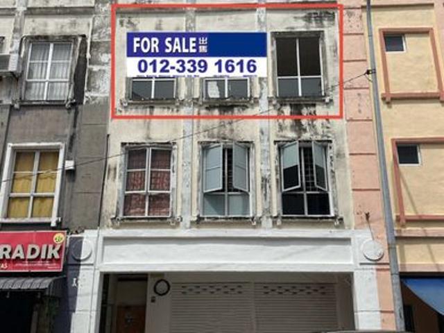 Plaza Mahkota Office Second Floor
