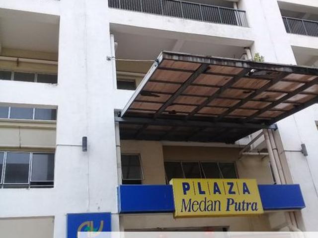 Plaza Medan Putra