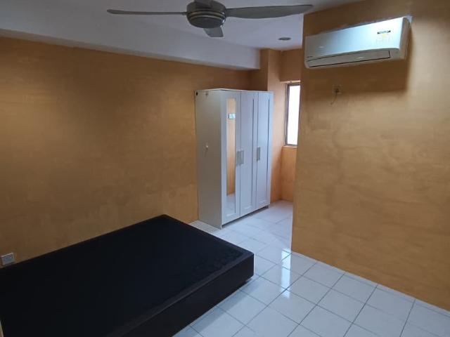 plaza medan putra@avelon, condominium
