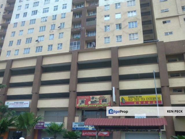 Plaza Metro Prima