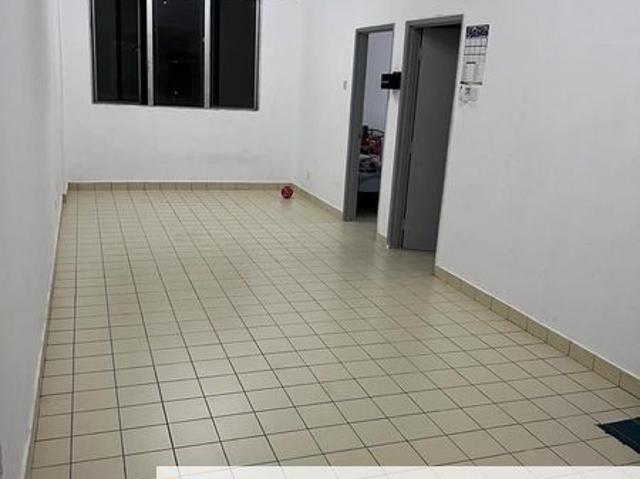 Plaza Metro Prima
