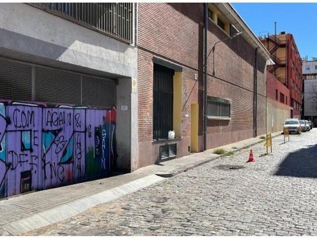 Plaza parking en calle Alava