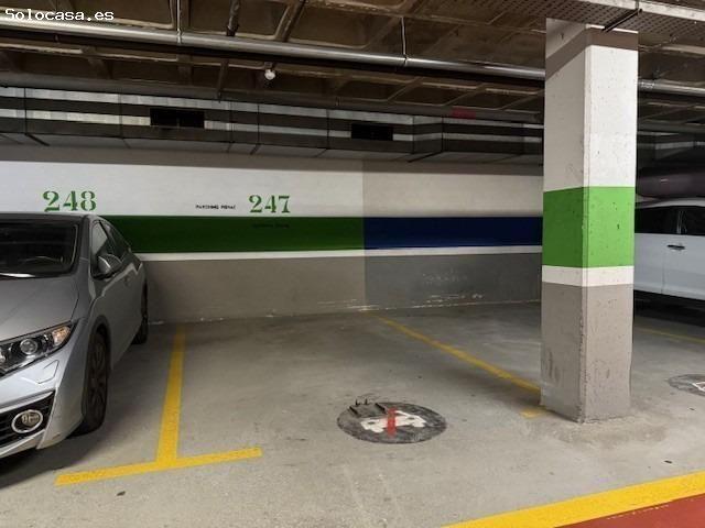Plaza parking en venta en Eix Macià de Sabadell