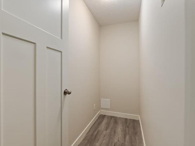 Plaza Place 1 Bedroom Apartment for Rent at 404 5 Avenue West, Brooks, AB T1R 0T5