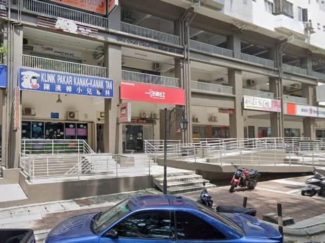 Plaza Sinar Apartment