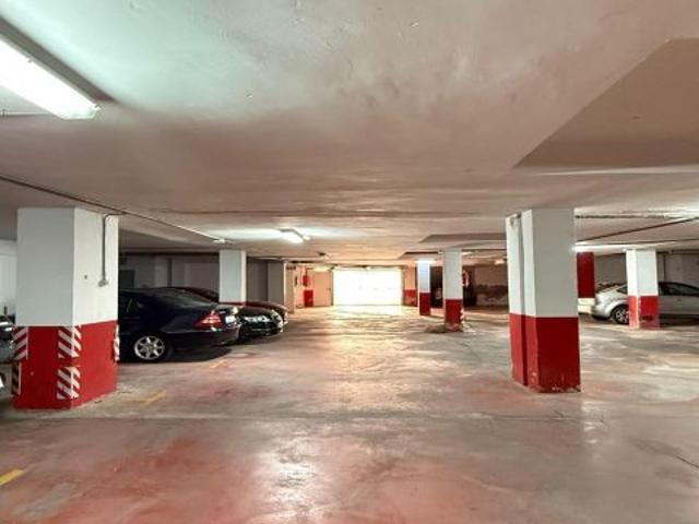 PLAZAS DE GARAJE CON TRASTERO JUNTO AL PUERTO DE SANTA POLA