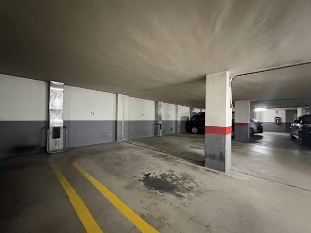 Plazas de garaje en alquiler Tome Cano