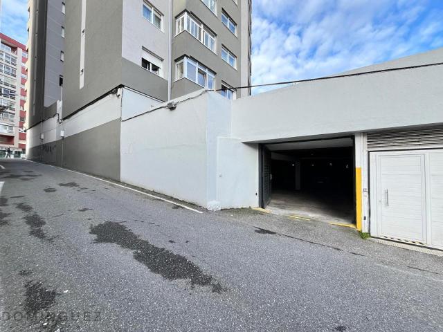 PLAZAS DE GARAJE EN TRAVESÍA DE VIGO