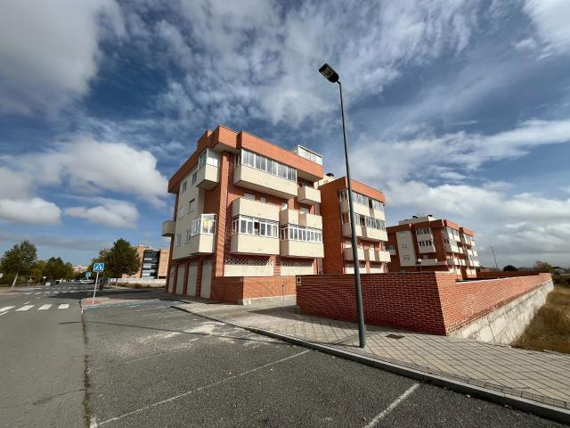 PLAZAS DE GARAJE
