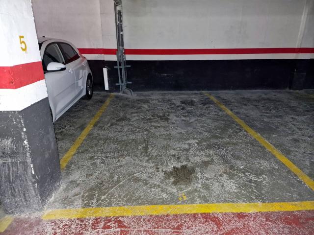 PLAZAS DE PARKING EN ALQUILER