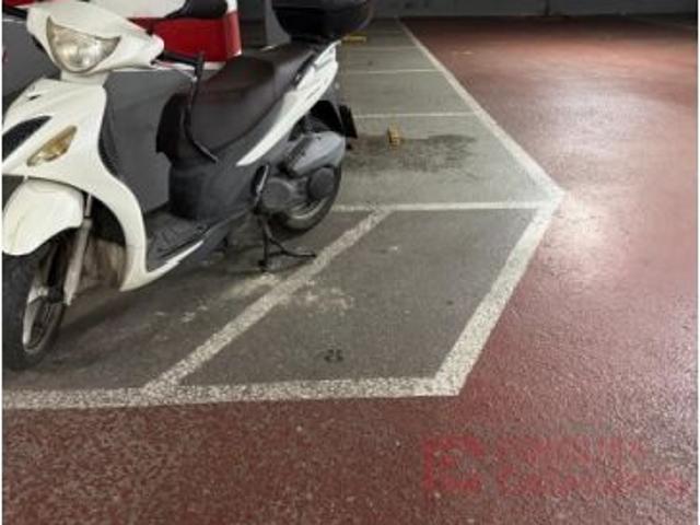 PLaça Aparcament Zona Devesa