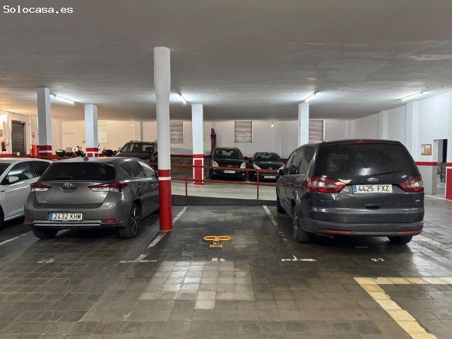 Plaça de parking de cotxe