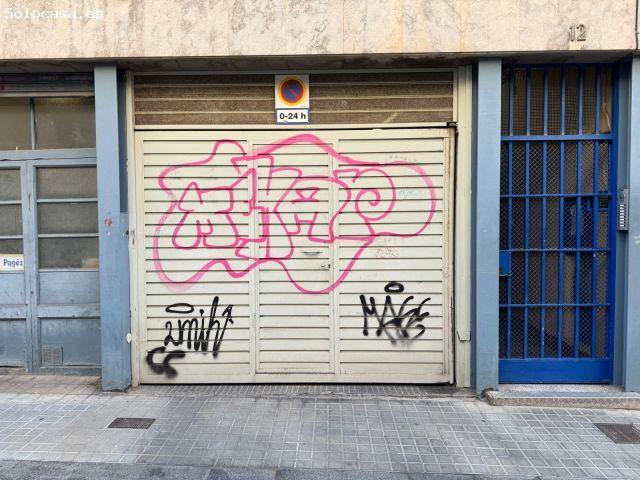Plaça de parking de cotxe