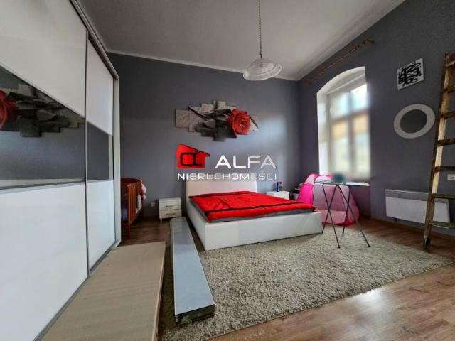 Plac Grunwaldzki 90 m², Świdnica