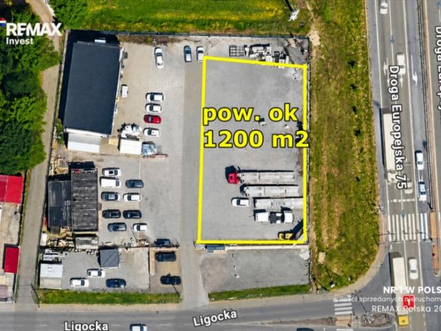 Plac pod działalność przy ruchliwej trasie, 1250 m²