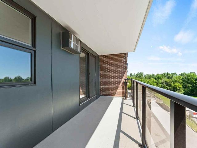 Place Tecumseh Apartments 1 Bedroom Apartment for Rent at 11886 Tecumseh Rd E, Tecumseh, ON N8N 3C2