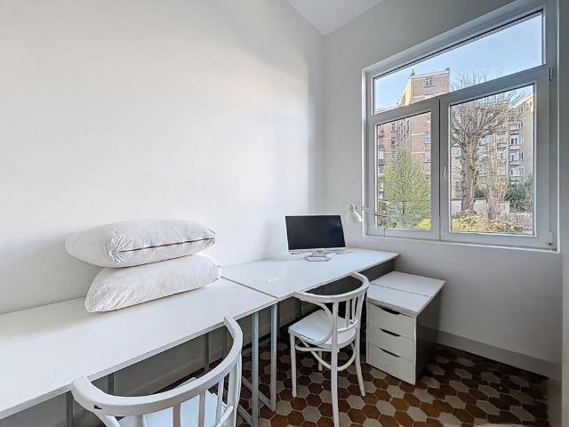 Place Brugmann: Beautiful 2 bedroom apartment + office