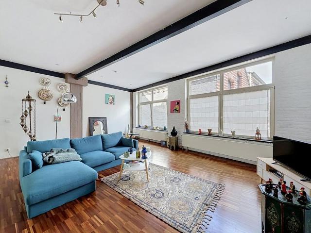 Place Brugmann/Châtelain: Lovely duplex loft