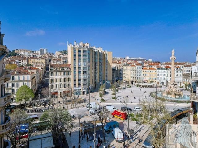 Place Castellane T4 balcon terrasse vue