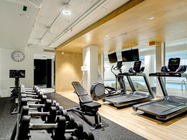 Place Concorde 2 Bedroom Apartment for Rent at 3355 Ch Queen Mary, Montréal, QC H3V 1A5 Côte Des Neiges