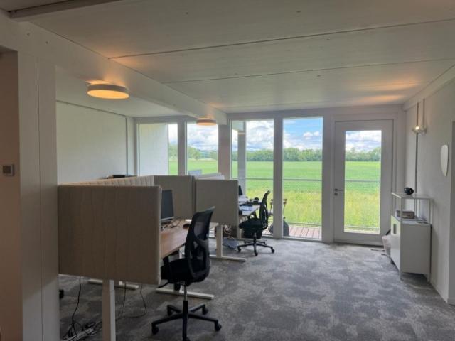 Place de coworking équipée à St Aubin FR