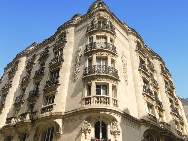 Place de la Nation Appartement Haussmannien