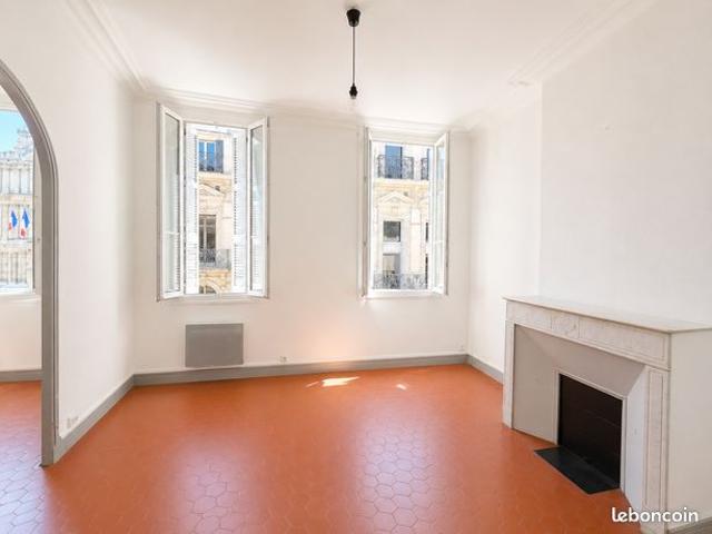 Place de la Préfecture – Appartement T2 lumineux de 51,77 m² avec potentiel T3