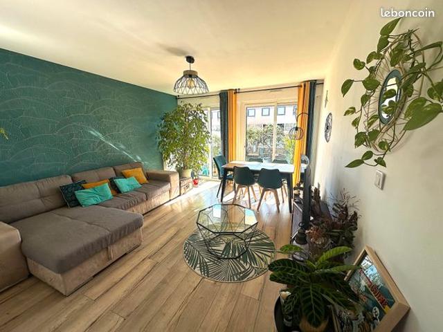 Place de l'Ormeau – T3 lumineux de 64m²
