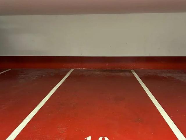 PLACE DE PARKING DANS UN IMMEUBLE SECURISE