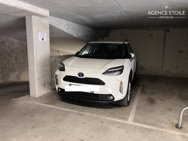 PLACE DE PARKING SECURISEE 15 RUE FORTIN 13005 MARSEILLE SECTEUR TIMONE