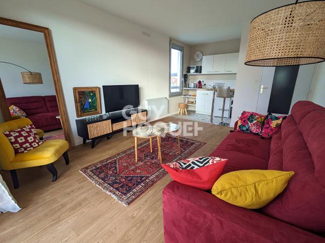 Place Flore, superbe appartement meublé 31 m² avec vue dégagée