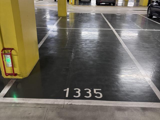 PLACE PARKING PUBLIC PEY BERLAND